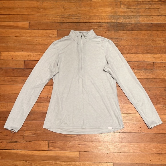 Patagonia Capilene 2 Quarter Zip Pullover in Oatmeal, size Large - Picture 5 of 10